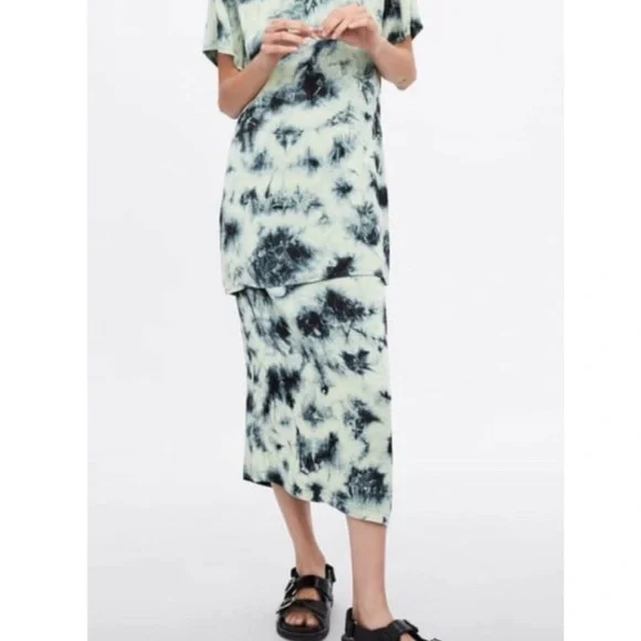 NWOT Zara The Batik Tie Dye Skirt - Picture 2 of 14